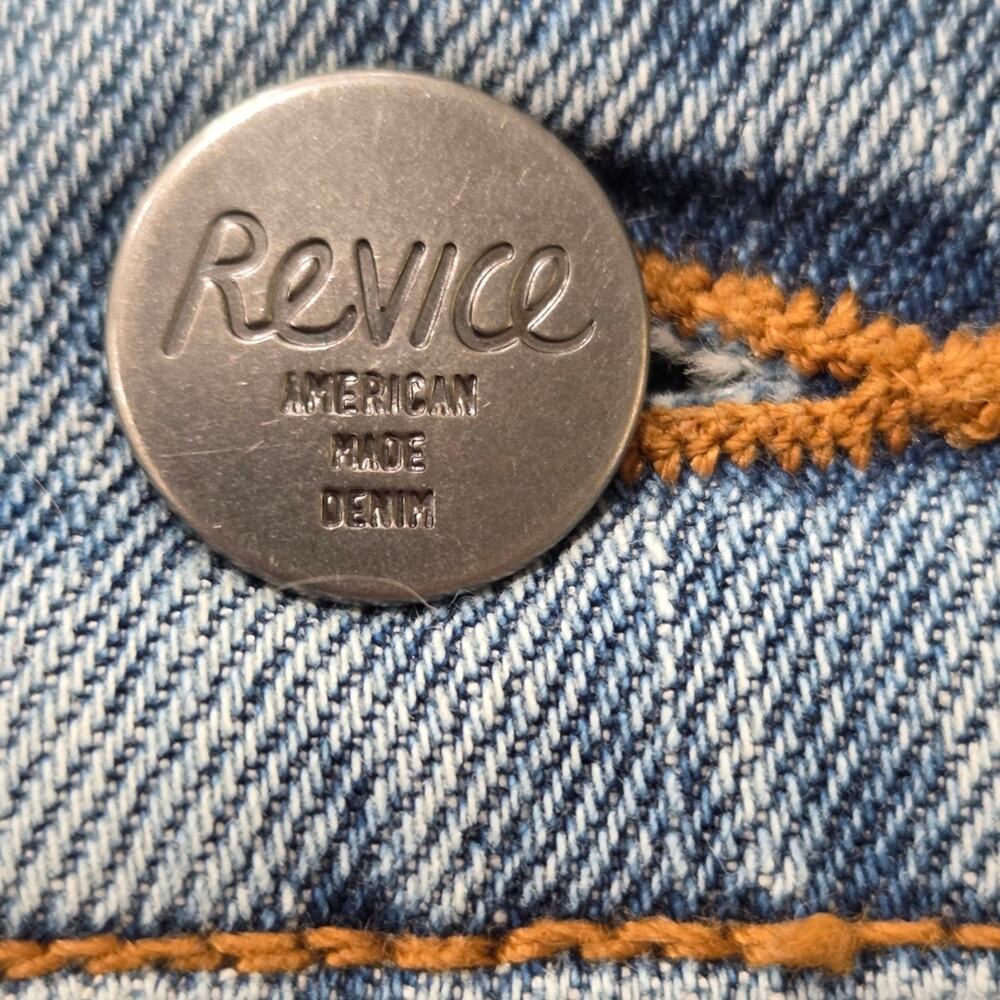 REVICE Blue Denim Star Appliqué Jean Shorts - Picture 4 of 9